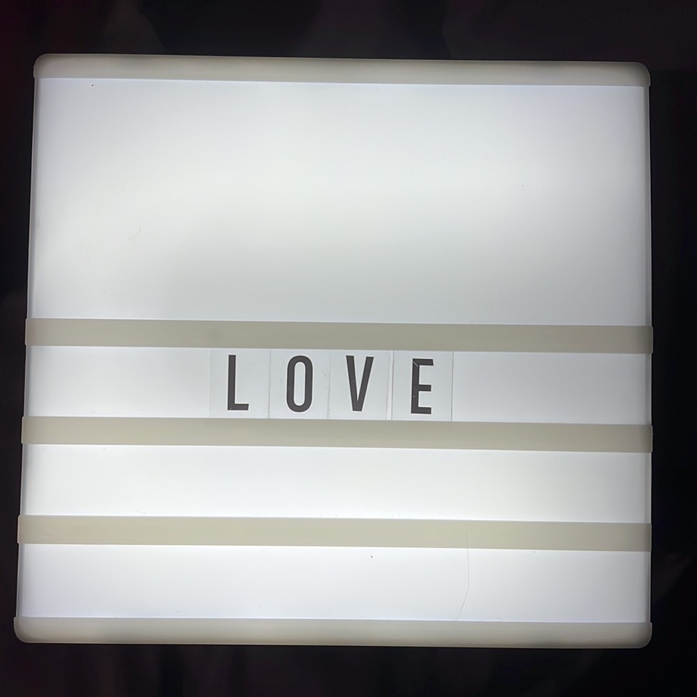Led board light with letters
